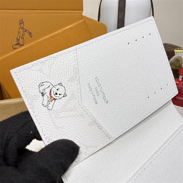 2026122105458798 270